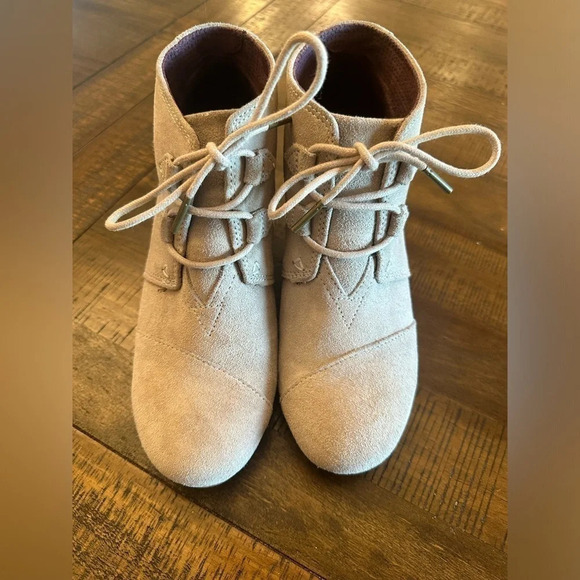 Toms Shoes - Toms Wedges